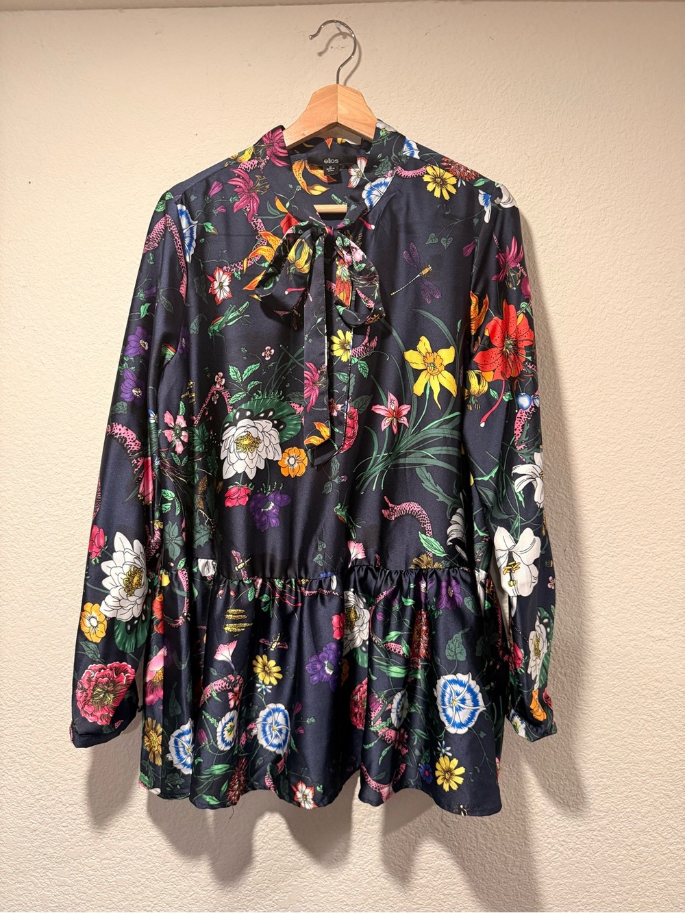 ELLOS Navy Floral Tie-Neck Blouse - Picture 1 of 4